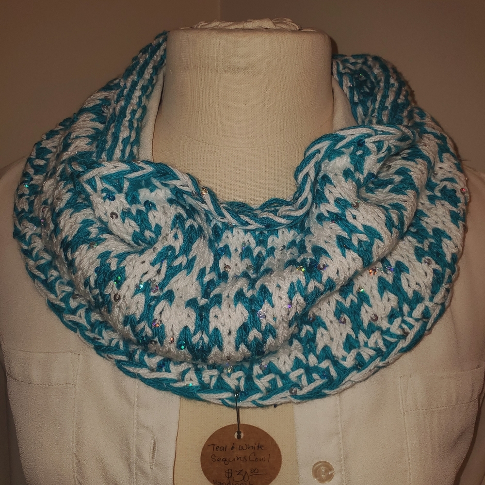 Handknit Cowl